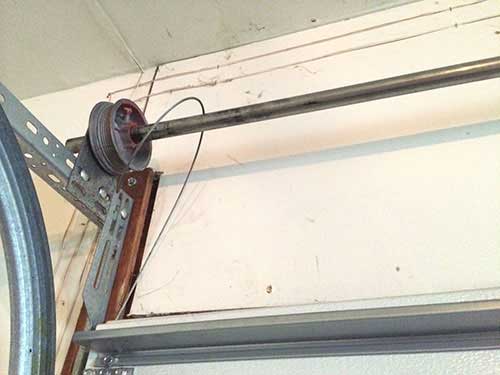 loose garage door cable 500x375 1